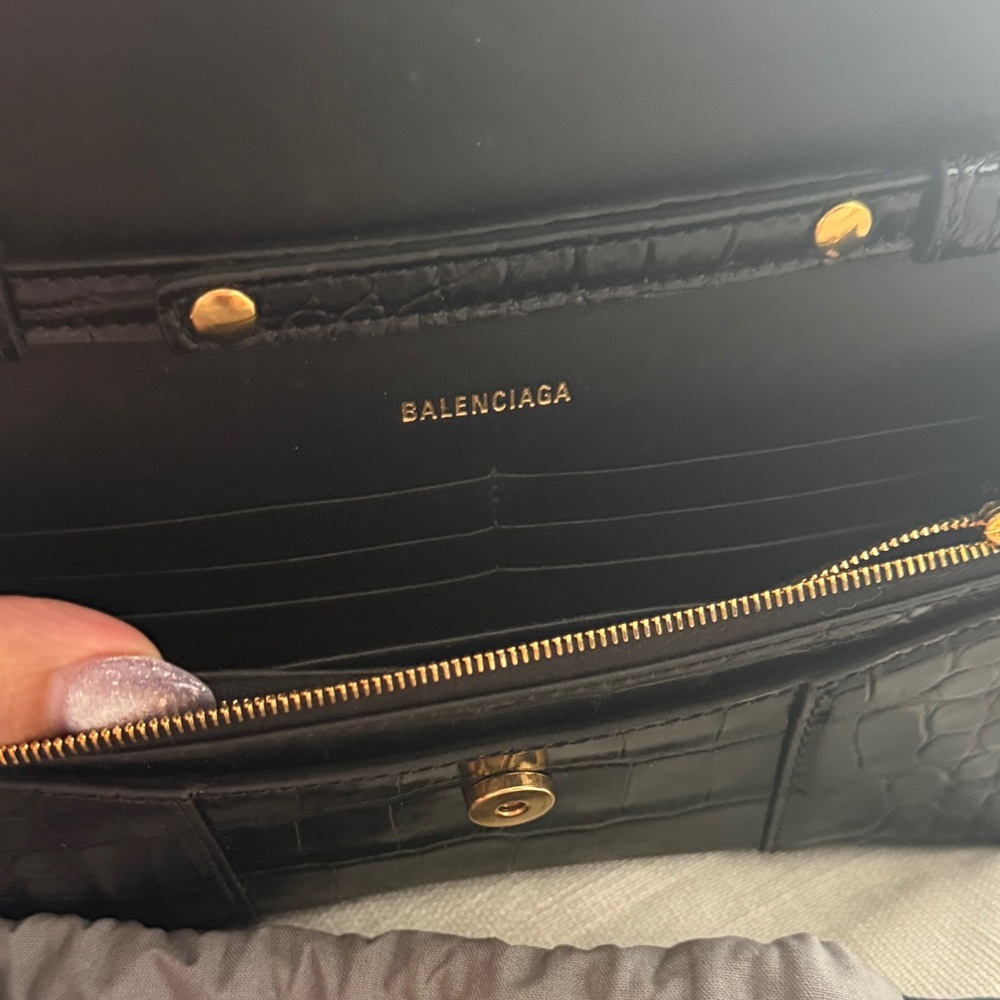 Balenciaga Black Croc-Embossed Clutch with Gold Accent - Picture 5 of 7